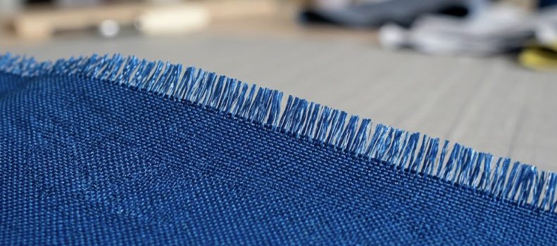 Precision Cutting of Synthetic Textiles: Overcoming Fraying with Digital Blade Technology