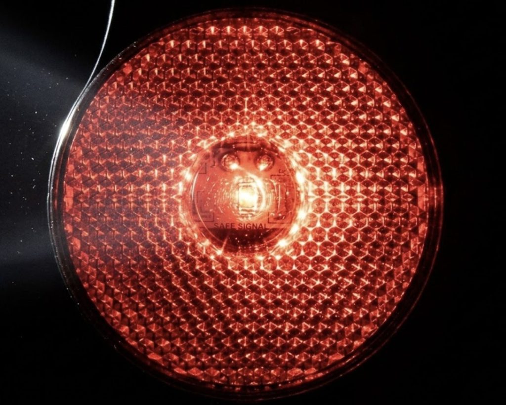TOKING Recognized Among Top 10 Polycarbonate LED Signal Reflex Light Company for High-Impact Resistance
